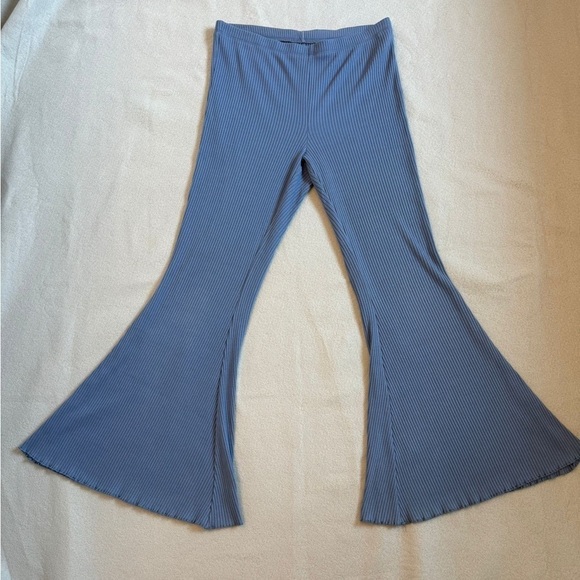 Aerie Kick-it Ribbed Knit Super Flare Bell Bottoms Pants Size L - Picture 1 of 8